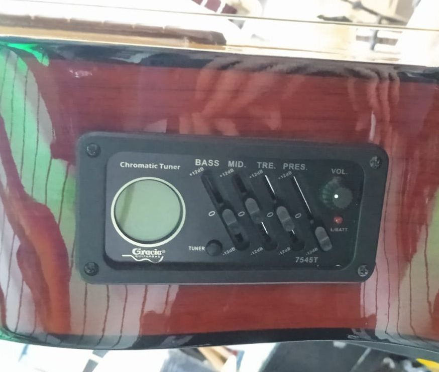 Gracia M9 EQT Guitarra Electrocriolla con PreAmp 7545T - Image 6