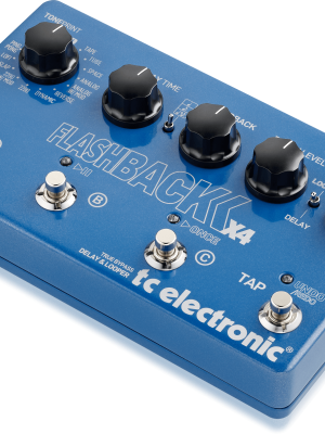 TC Electronic Flashback X4 Pedal de Delay con TonePrint con 16 tipos de Delay