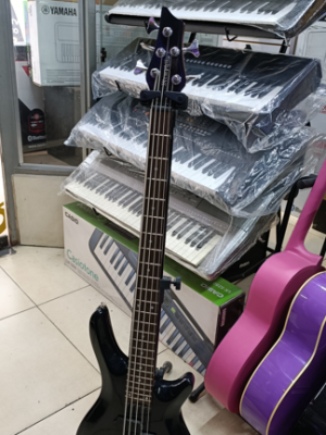 Oportunidad Bajo Electrico Memphis 5 cuerdas